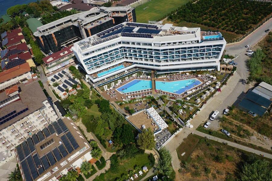 Selene Beach & Spa Hotel (+16)