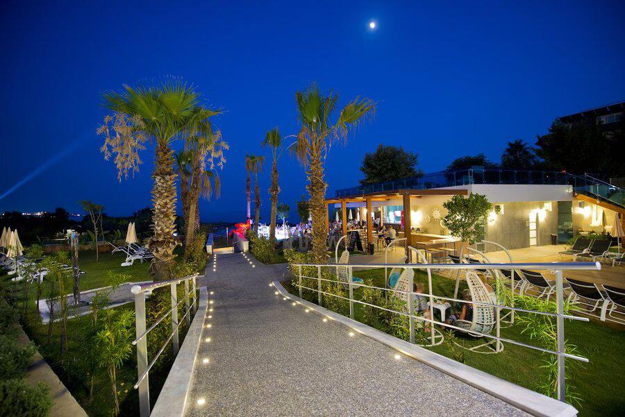 Selene Beach & Spa Hotel (+16)