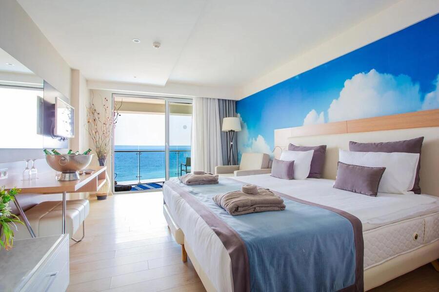 Selene Beach & Spa Hotel (+16)