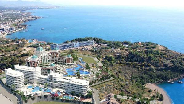 Laguna Beach Alya Resort & Spa