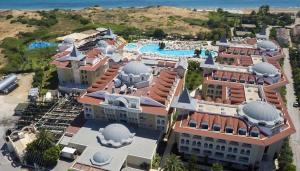 Side Star Resort