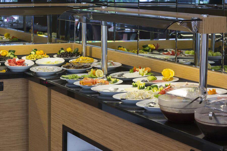 Lonicera City Kleopatra Hotel