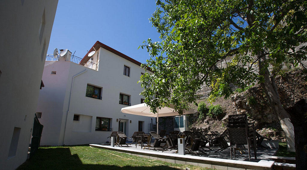Sardinia Hotel