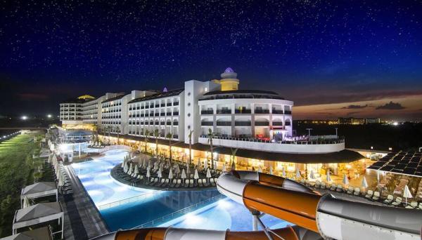 Lrs Port River Hotel & Spa