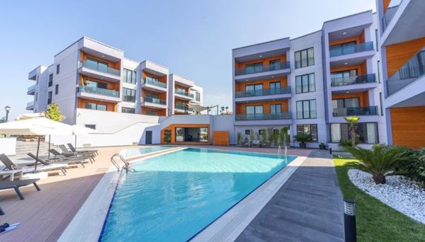 Green Hills Suites