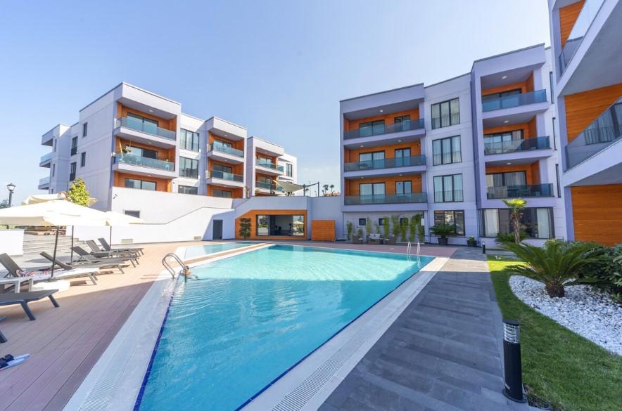 Green Hills Suites