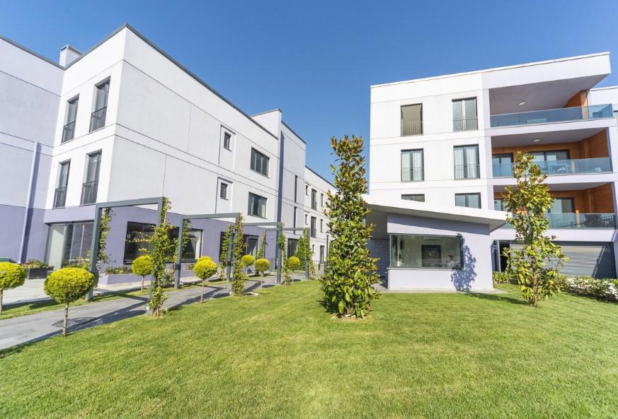 Green Hills Suites