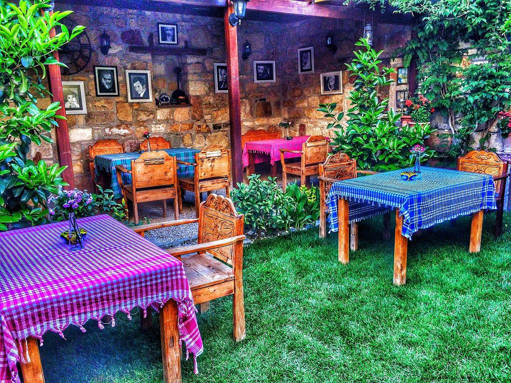 Parmis Boutique House