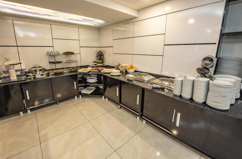 İzmir Madi Otel