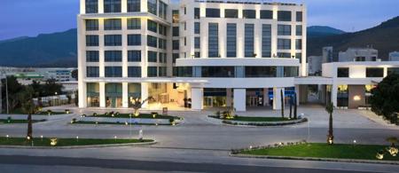 Ramada Hotel & Suites by Wyndham İzmir Kemalpaşa