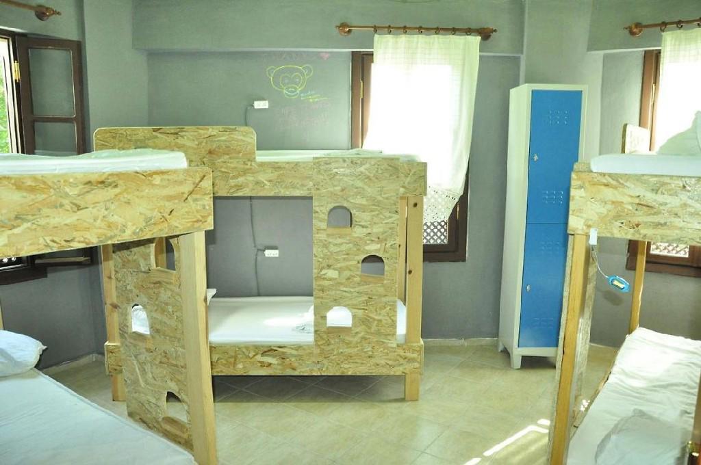 Funky Monkey Antalya Hostel & Pub