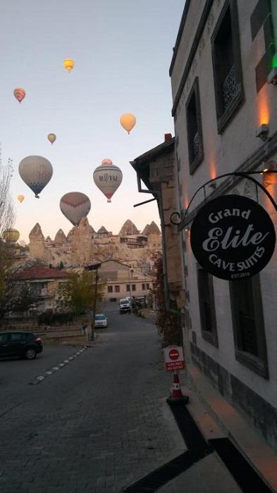 Grand Elite Cave Suites