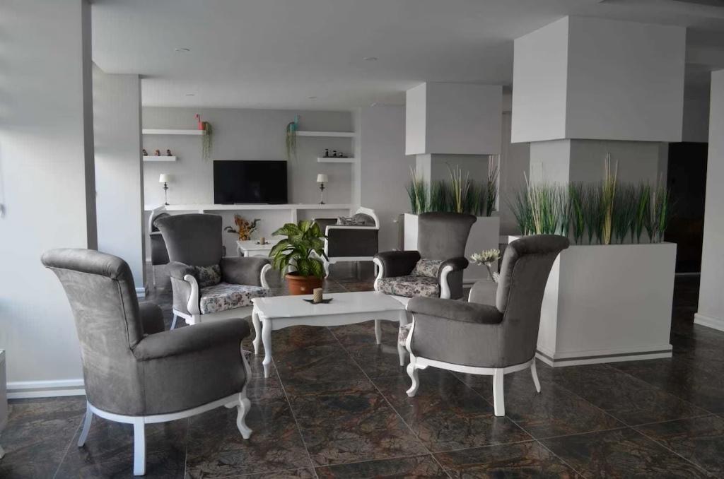 Has Otel