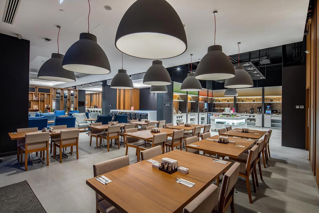 Hampton by Hilton İzmir Aliağa