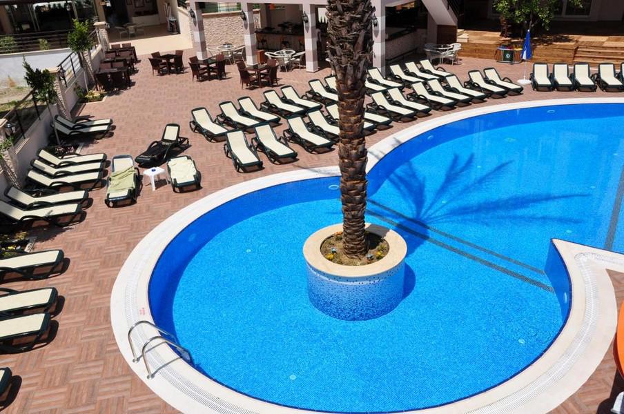 Almera Apart Hotel
