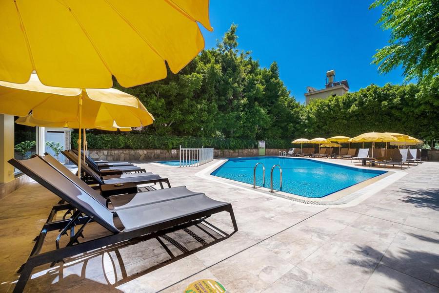Villa Sunflower Hotel