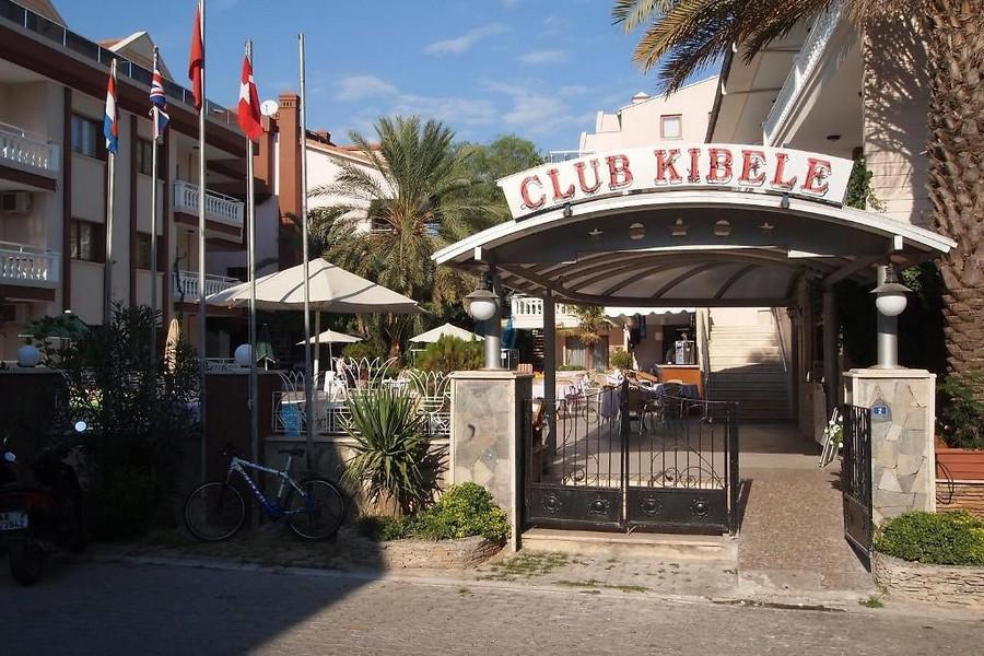 Romance Club Hotel