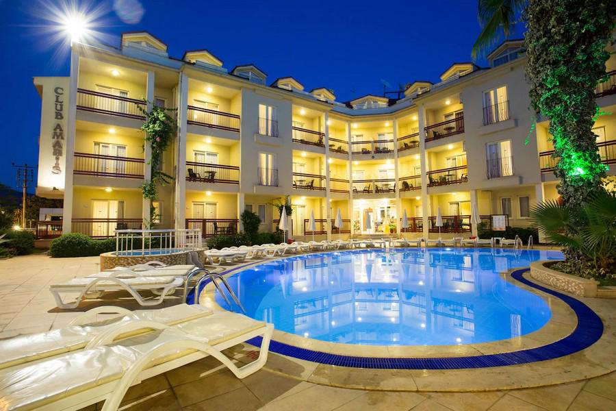 Club Amaris Apartments