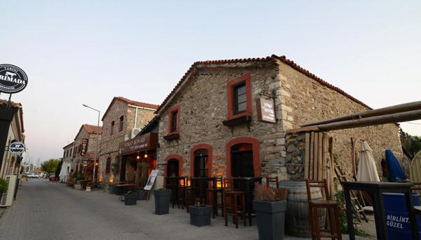 Otel Yorgo Seferis Urla