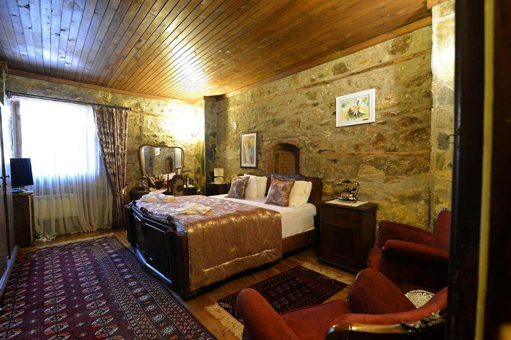 Otel Yorgo Seferis Urla