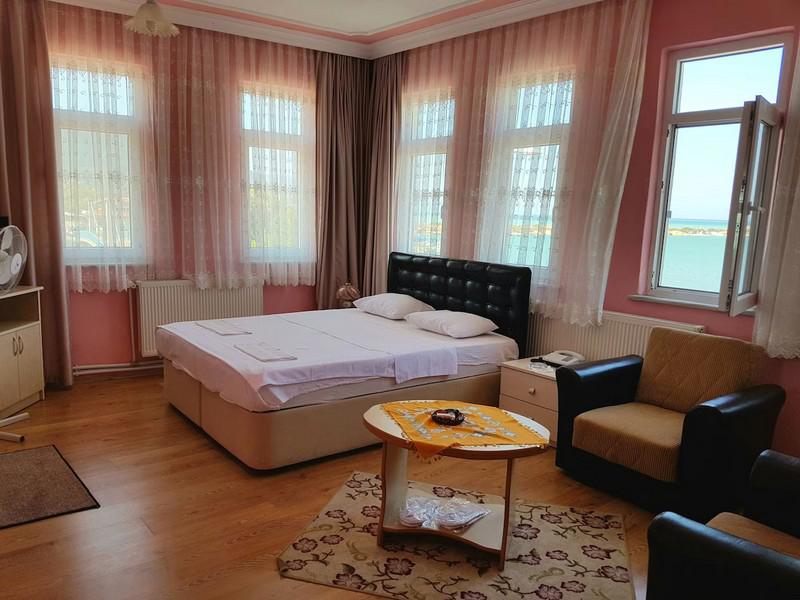 Yalı Hotel