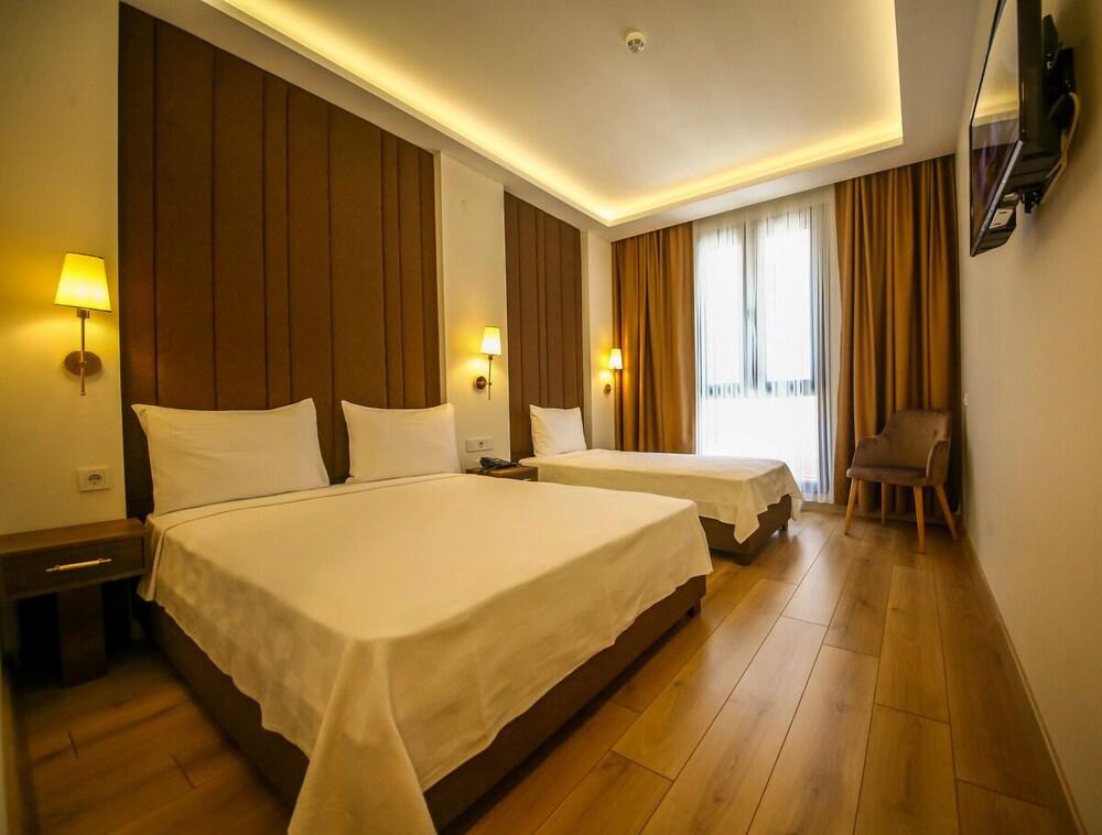 Alkan Palace Hotel