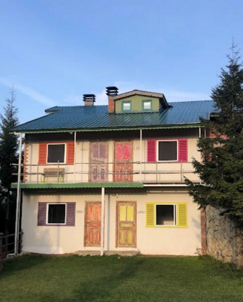 Nayino Dağ Evi