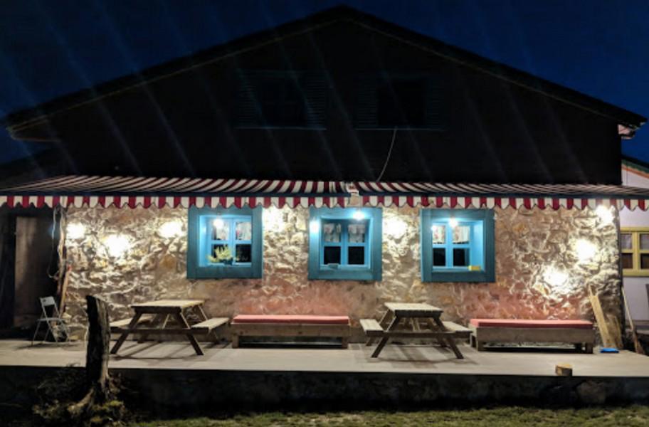 Nayino Dağ Evi