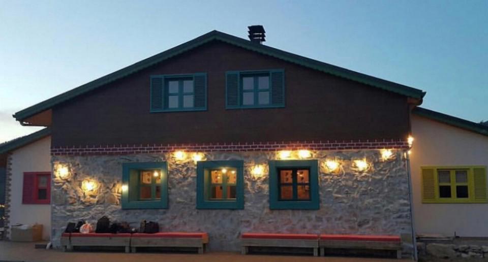 Nayino Dağ Evi