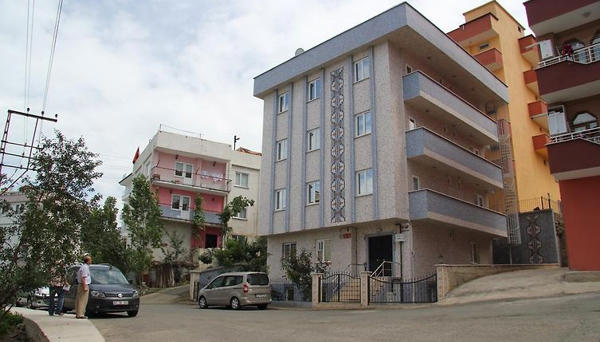 Güler Apart