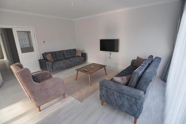 Rosalinda Apartments