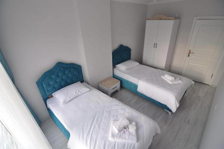 Rosalinda Apartments