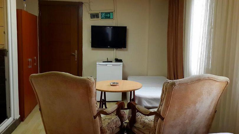 Plato Hotel