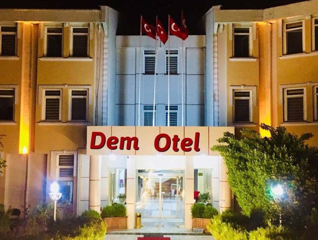 Dem Hotel
