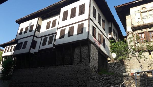 Paşa Mustafa Konağı