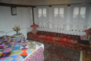 Lonca Konuk Evi
