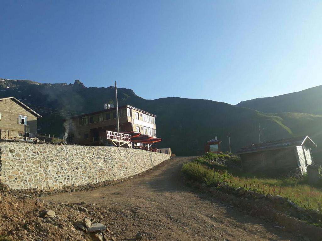 Multat Karakaya Hotel