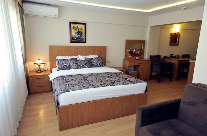 Aiza Suites