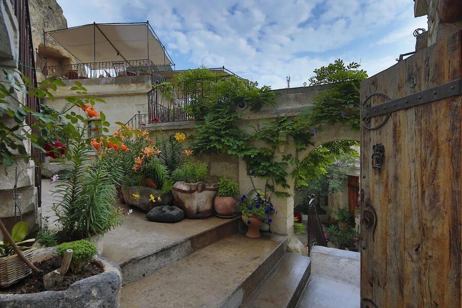 Koza Cave Hotel