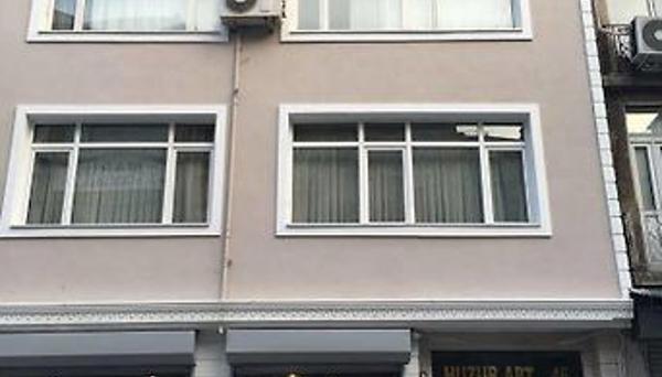 Honey House Apartment