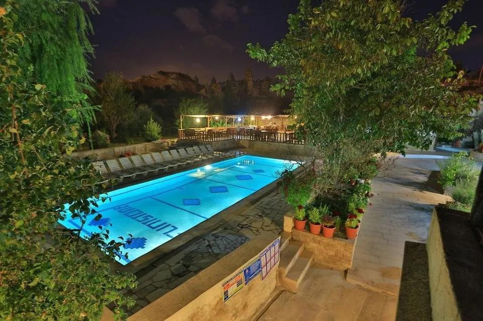 Suzanas Cave Hotel