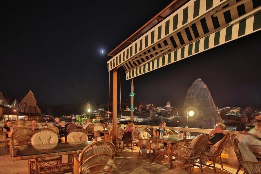 El Nazar Hotel & Cave Suites