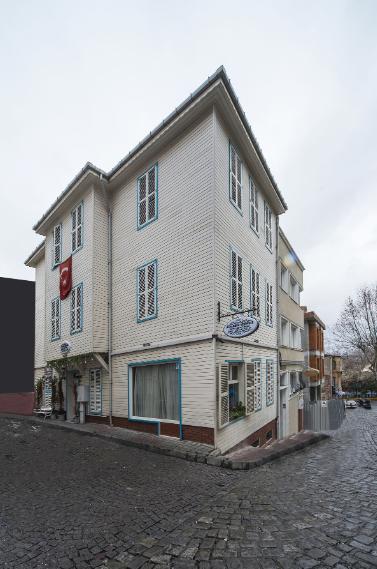 Emre Residence Suites