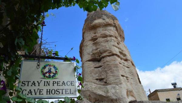 Stay In Peace Cave Hostel