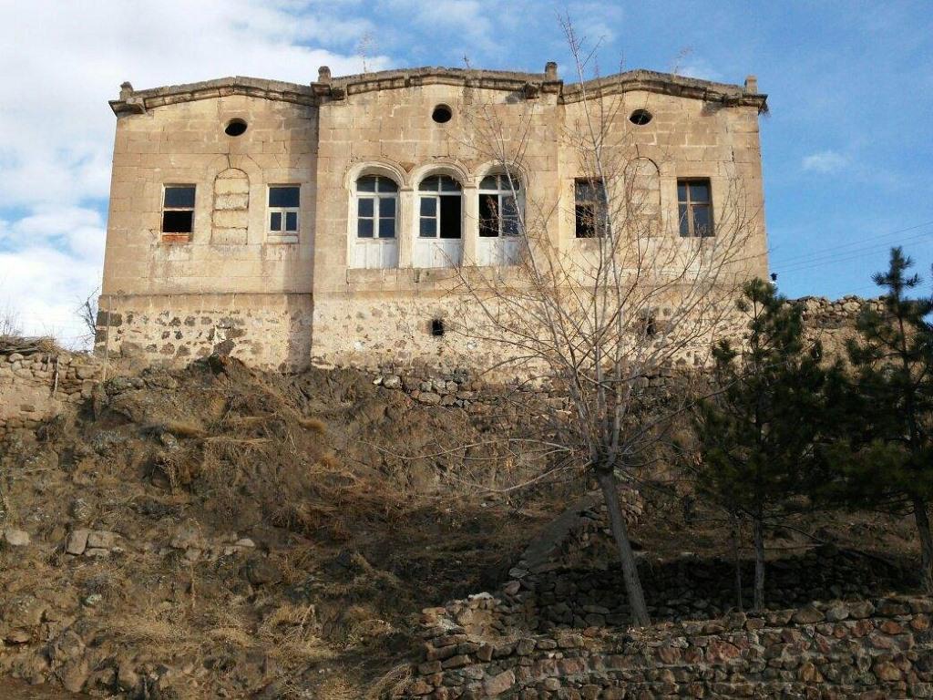 Kadir's Antiq Gelveri House