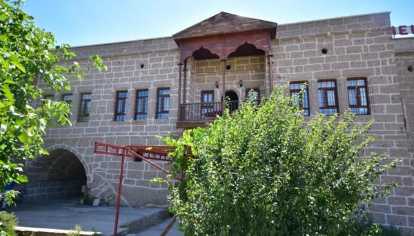 Günalp Konağı