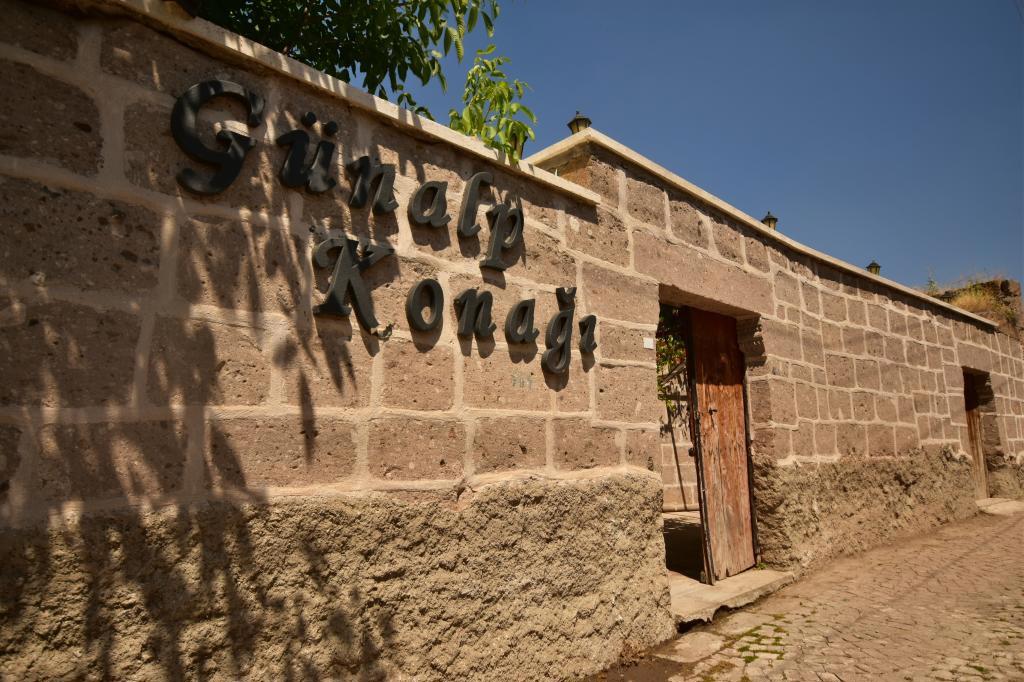 Günalp Konağı