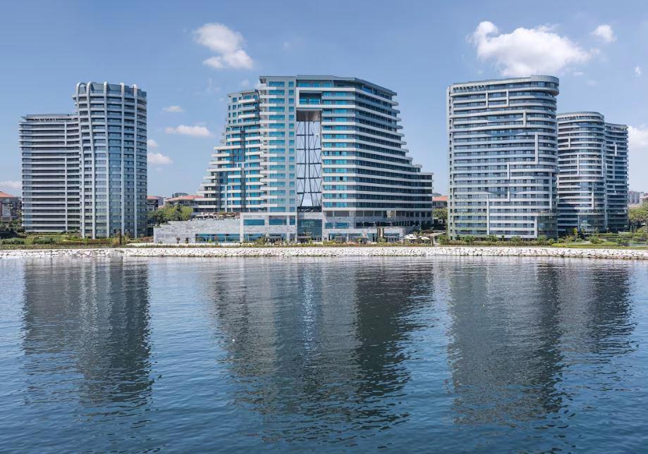 JW Marriott Hotel İstanbul Marmara Sea