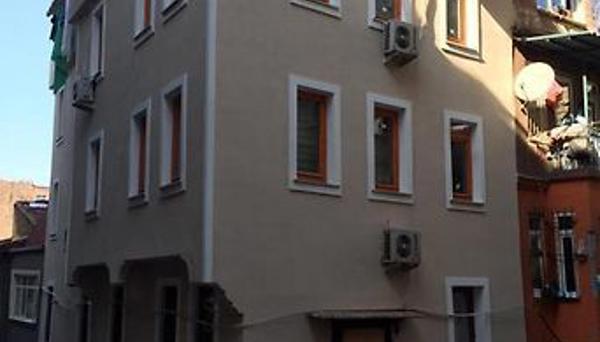 Nelly Guesthouse