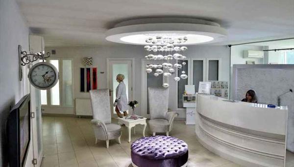 Airport House